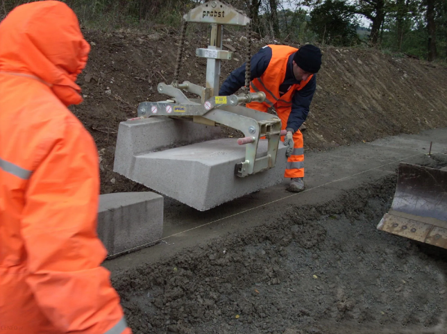 ZAWIESZANY CHWYTAK DO PREFABRYKATÓW BETONOWYCH PROBST FTZ-MAXI-50