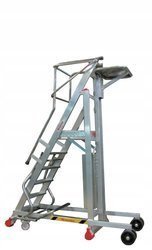 DRABINA MAGAZYNOWA FARAONE 6 STOPNIOWA PIK15 3,26M