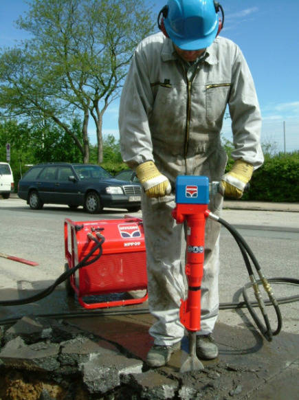 MŁOT HYDRAULICZNY HYCON HH23