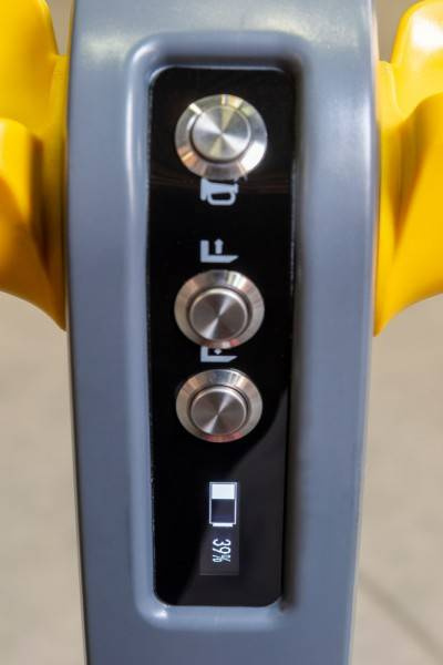 ELEKTRYCZNY WÓZEK PALETOWY HOLZMANN HUB15FLEX