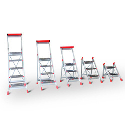 SCHODY ALUMINIOWE ZE STOPNIAMI ZE STALI NIERDZEWNEJ FARAONE SGP03.P.17 (+ PORĘCZ)