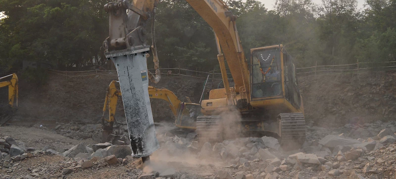 MŁOT HYDRAULICZNY DO KOPARKI EPIROC EC 70 T