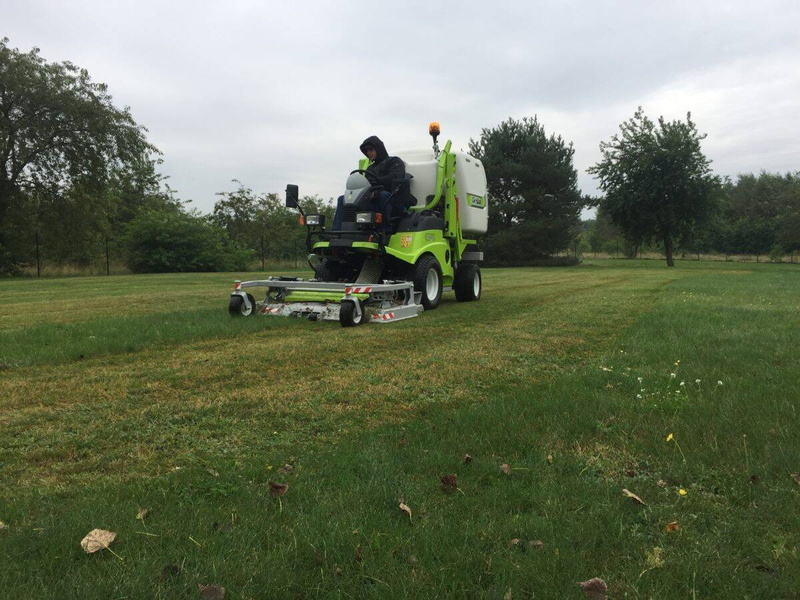 KOSIARKA KOMUNALNA GRILLO FD 2200 TS 4WD