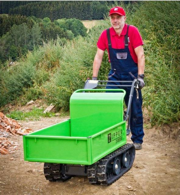 WOZIDŁO BUDOWLANE MINIWYWROTKA ZIPPER ZI-MD300 Z PŁUGIEM