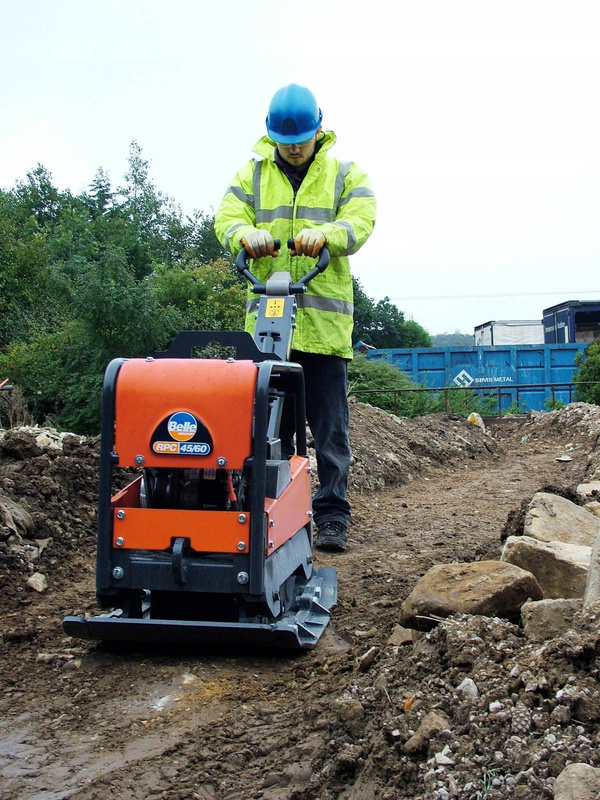 ZAGĘSZCZARKA REWERSYJNA ALTRAD BELLE RPC 45/60