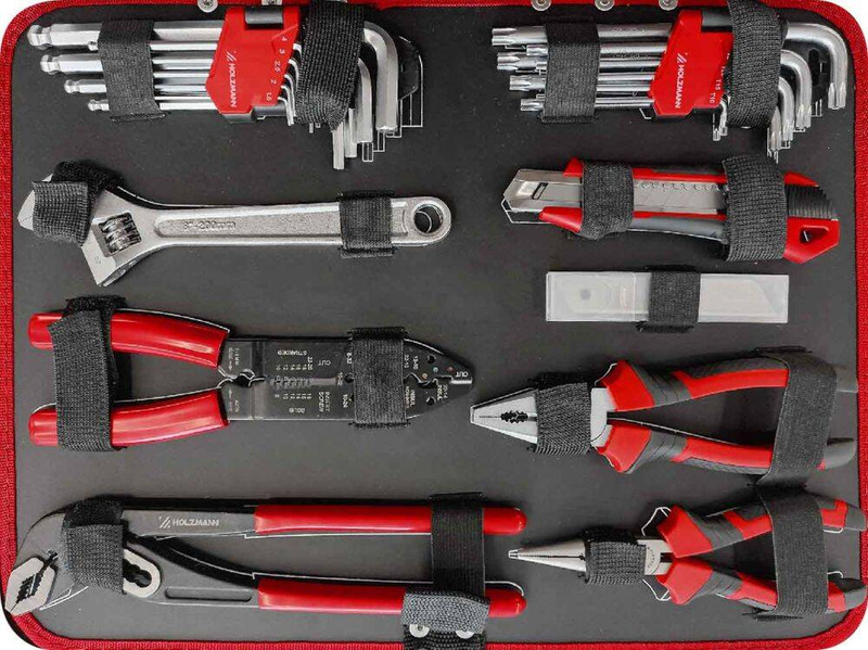 WALIZKA NARZĘDZIOWA, SKRZYNKA Z WYPOSAŻENIEM HOLZMANN WZK167PRO - 167 ELEMENTÓW