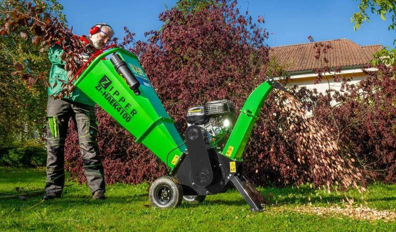 ROZDRABNIACZ SPALINOWY, RĘBAK GAŁĘZI ZIPPER ZI-HAEK4100