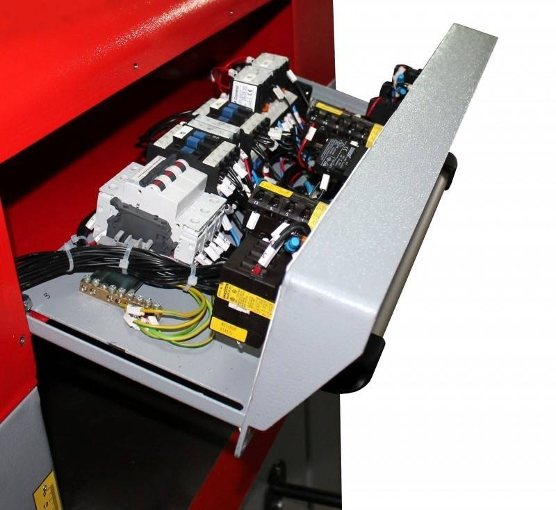 GRUBOŚCIÓWKA HOLZMANN DHM 530P STOMANA 400 V