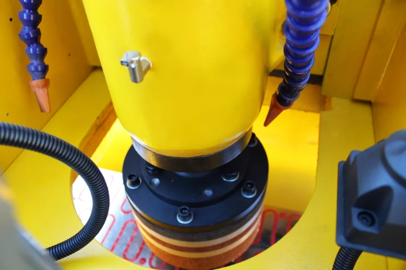 AUTOMATYCZNA SZLIFIERKA, OSTRZAŁKA, OSTRZARKA MAGNETYCZNA DO OSTRZENIA NOŻY, SKROBAKÓW, OBCINAREK VIBER-SYSTEM ON1700AM