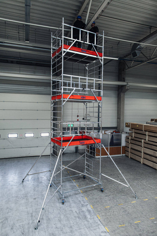 RUSZTOWANIE JEZDNE O POSZERZONEJ KONSTRUKCJI KRAUSE MONTO PROTEC XXL 2,00 M x 1,20 M (WYS. ROBOCZA 8,3 M)