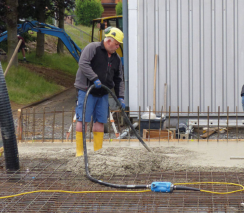 WIBRATOR POGRĄŻALNY WGŁĘBNY DO BETONU WEBER IVUR PLUS 58