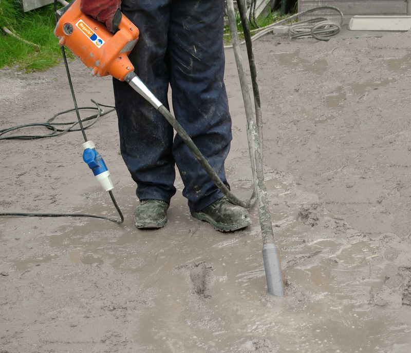 WIBRATOR POGRĄŻALNY ALTRAD BELLE MEGAVIB+ WAŁEK 2M + BUŁAWA 26MM