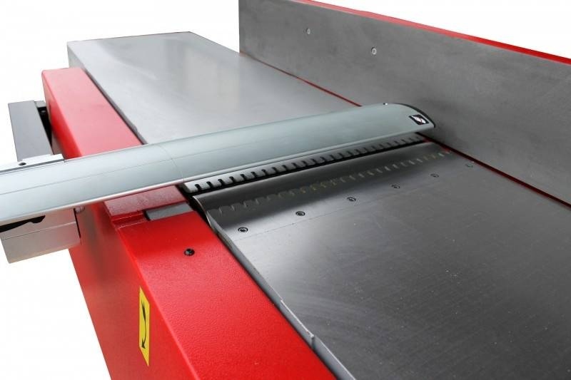 STRUGARKO - WYRÓWNIARKA HOLZMANN AHM 530P STOMANA 400 V