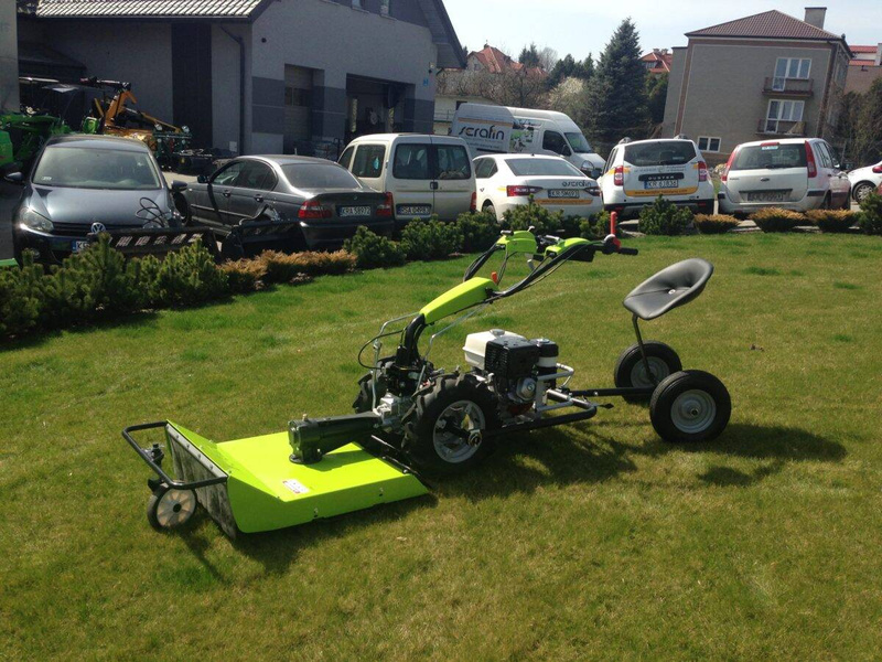 CIĄGNIK JEDNOOSIOWY GRILLO G 110 (SILNIK HONDA, BENZYNA, ROZRUSZNIK RĘCZNY)
