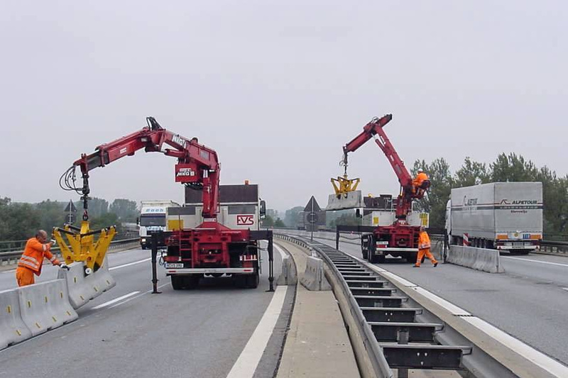 ZAWIESZANY CHWYTAK DO BARIER BETONOWYCH PROBST BSZ-KH-7,5