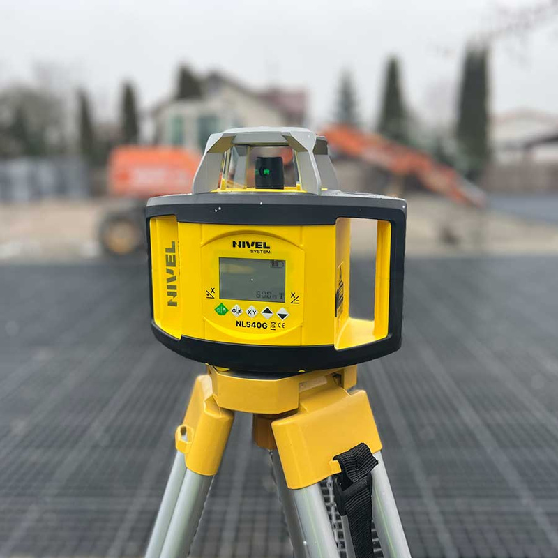NIWELATOR LASEROWY NIVEL SYSTEM NL540G DIGITAL OBROTOWY + STATYW SJJ1 + ŁATA LASEROWA LS-24