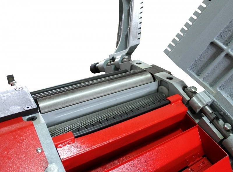 STRUGARKO - GRUBOŚCIÓWKA HOLZMANN HOB 320P STOMANA 400 V