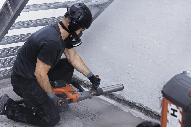 AKUMULTOROWA WIERTNICA HUSQVARNA DM 540I (+ 2 x AKUMULATOR + ŁADOWARKA)