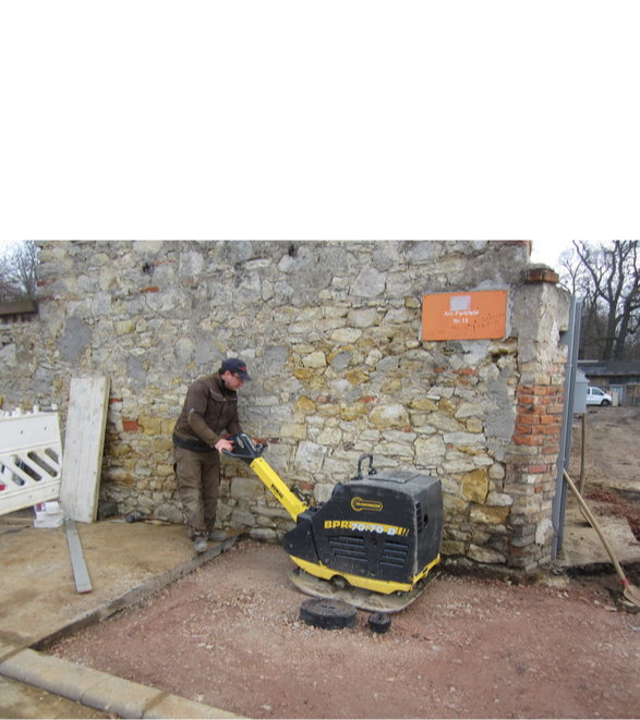 ZAGĘSZCZARKA REWERSYJNA 580 KG BOMAG BPR 70/70 D/E (700 MM, HATZ 1D81, DIESEL)