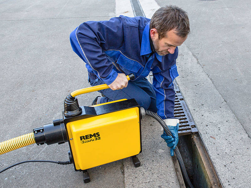 REMS COBRA 32 SET 22 + 32 DO CZYSZCZENIA RUR I KANAŁÓW