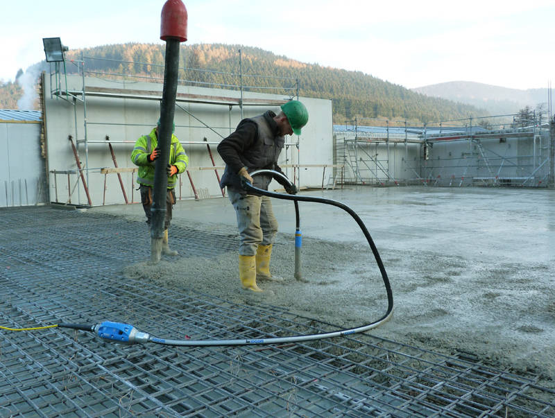 WIBRATOR POGRĄŻALNY WGŁĘBNY DO BETONU WEBER IVUR PLUS 40 D