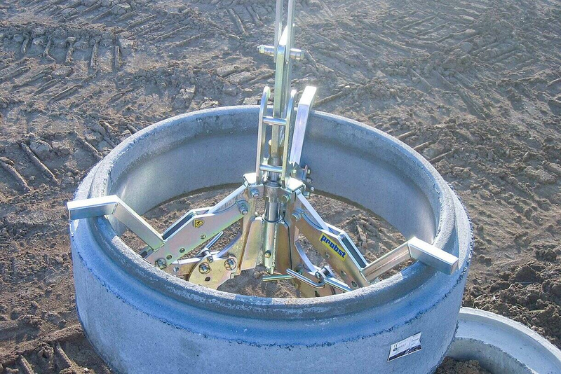 ZAWIESZANY CHWYTAK MONTAŻOWY DO KRĘGÓW I STOŻKÓW STUDZIENEK PROBST SVZ-UNI