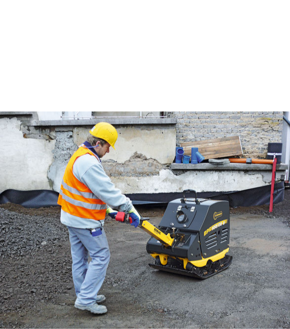 ZAGĘSZCZARKA REWERSYJNA 700 KG BOMAG BPR 100/80 D/E (800 MM, HATZ 1D90, DIESEL)