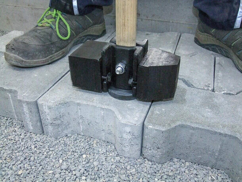 MŁOTEK BRUKARSKI Z GUMOWYMI OBUCHAMI PROBST GH-ERGO 2,9 KG