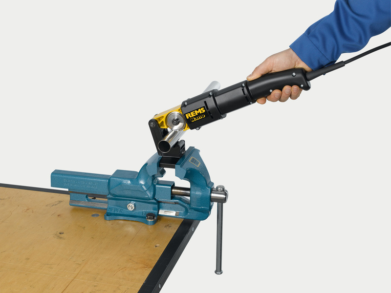 OBCINAK ELEKTRYCZNY DO RUR REMS NANO (DO 40 MM)