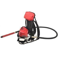 WIBRATOR POGRĄŻALNY DO BETONU ENAR BACK PACK WAŁEK 2 M BUŁAWA 32 MM