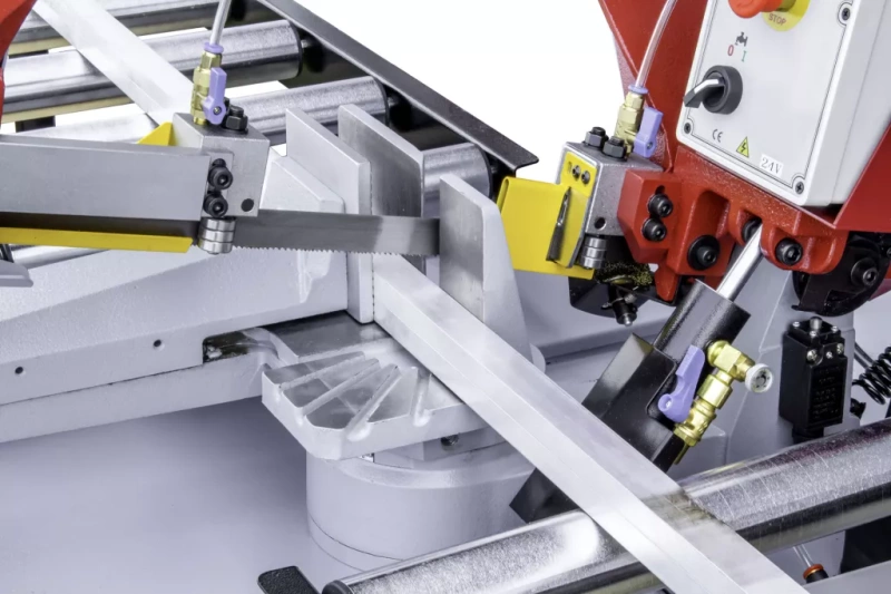 PIŁA TAŚMOWA, PRZECINARKA DO METALU OPTIMAT S275 225 MM 400V (SKRĘTNE RAMIĘ)