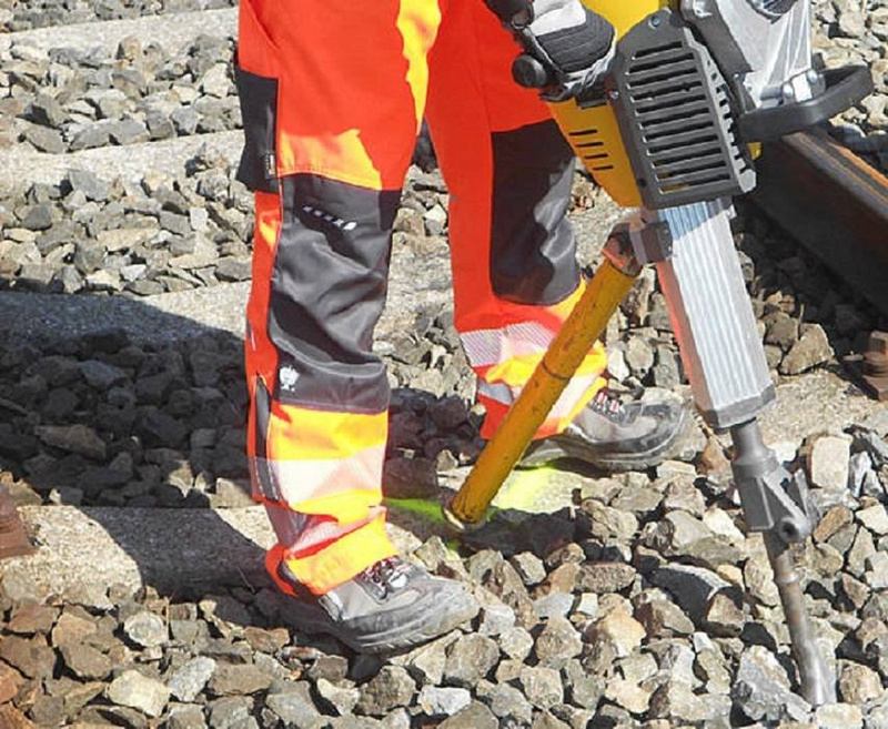 MŁOT SPALINOWY KOLEJOWY WACKER NEUSON BH 55 RW ø 27 x 80