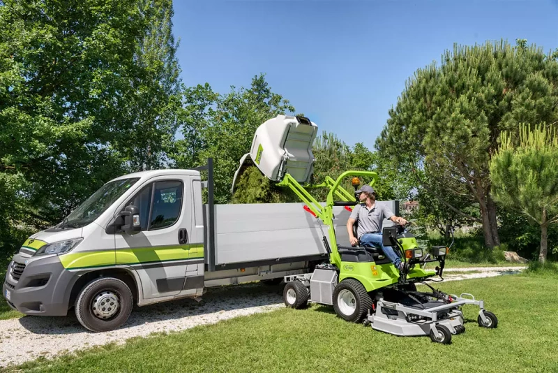 KOSIARKA KOMUNALNA GRILLO FD 900 4WD