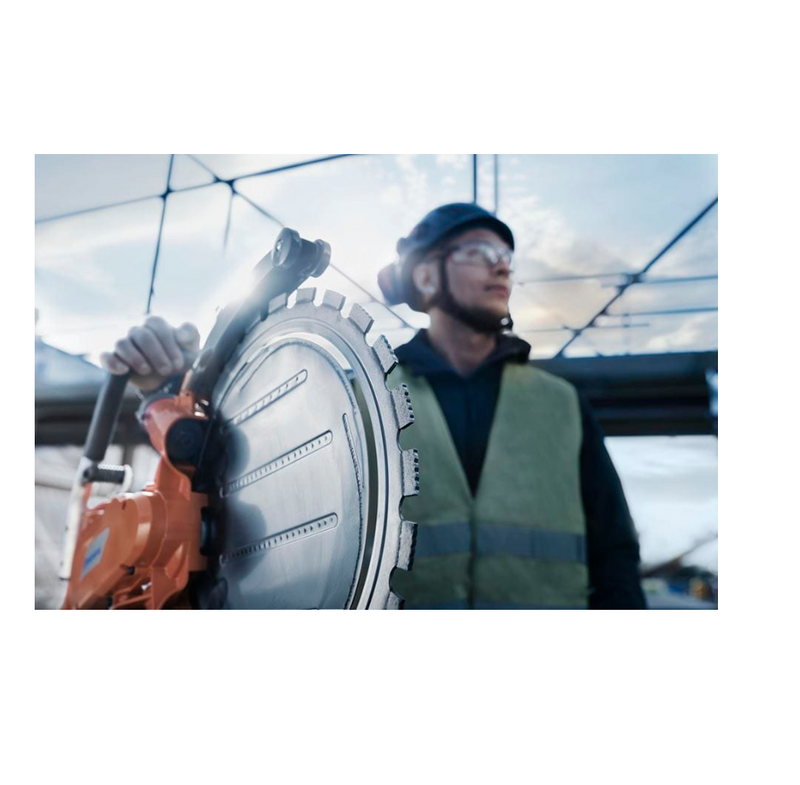 PRZECINARKA ELEKTRYCZNA RĘCZNA HUSQVARNA K 7000 RING 17"