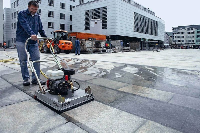 MYJKA WYSOKOCIŚNIENIOWA DO CZYSZCZENIA KOSTKI BRUKOWEJ I PŁYT PROBST EASYCLEAN EC-60