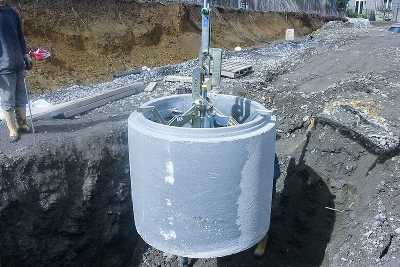 ZAWIESZANY CHWYTAK MONTAŻOWY DO KRĘGÓW I STOŻKÓW STUDZIENEK PROBST SVZ-UNI