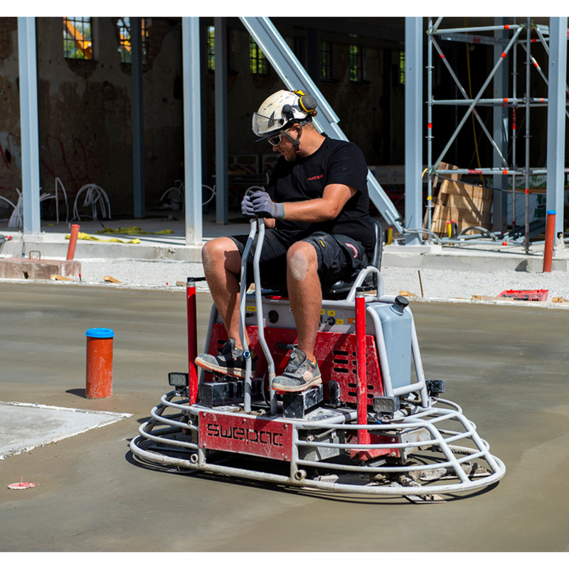 ZACIERACZKA SAMOJEZDNA SWEPAC TR 2000-HRM