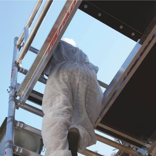 RUSZTOWANIE POJEDYNCZE JEZDNE ZE SCHODAMI WEWNĘTRZNYMI FARAONE TOP SYSTEM 135x180CM G1-74 8,4M