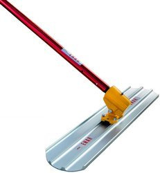 LISTWA WYGŁADZAJĄCA DO BETONU, OSCYLUJĄCA Z MAGNEZU ENAR TRO 1200 MG (1,2 M)