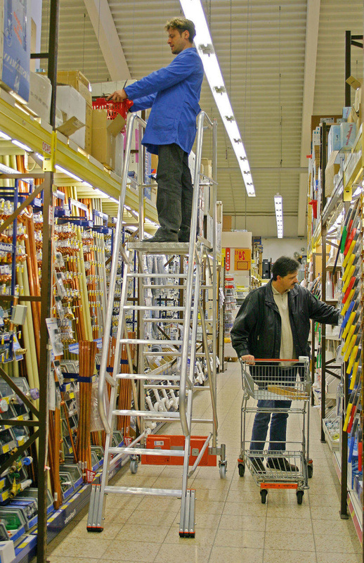 JEZDNY PODEST ROBOCZY KRAUSE VARIO KOMPAKT 7 STOPNIOWY (WYS. ROBOCZA 3,65M)