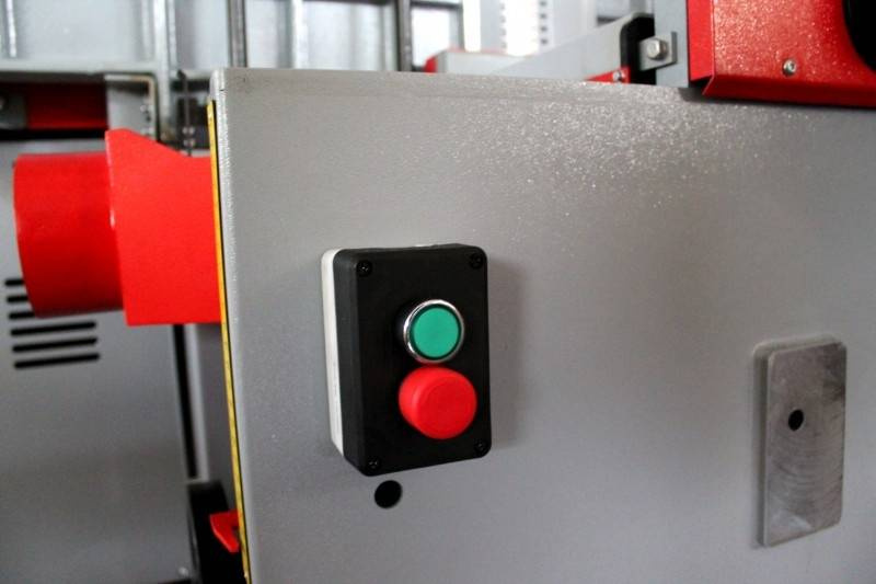 URZĄDZENIE WIELOFUNKCYJNE HOLZMANN K5 320VFP-2000 (STUGARKA, GRUBOŚCIÓWKA, PILARKA TARCZOWA, FREZARKA)