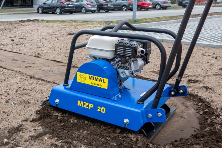 JEDNOKIERUNKOWA ZAGĘSZCZARKA GRUNTU MIMAL MZP 20
