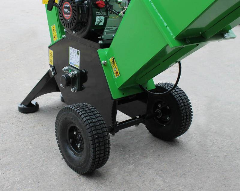 ROZDRABNIACZ SPALINOWY, RĘBAK GAŁĘZI ZIPPER ZI-HAEK4100