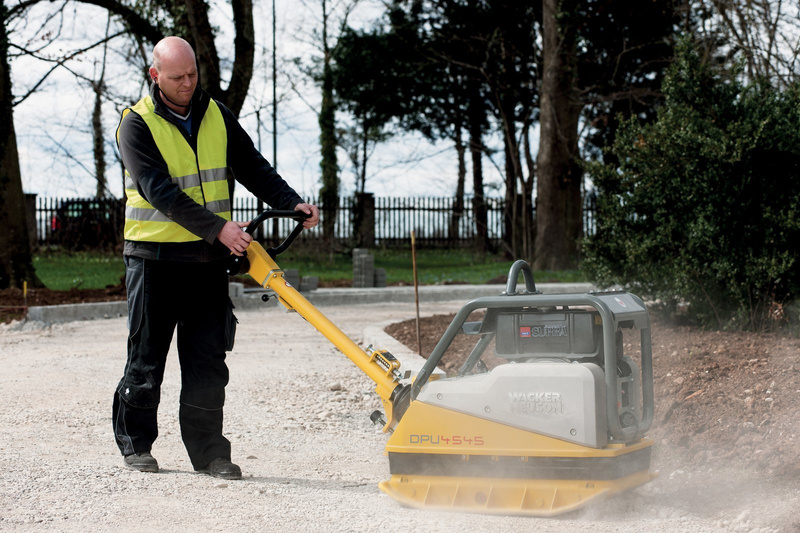 ZAGĘSZCZARKA REWERSYJNA WACKER NEUSON DPU 4545H