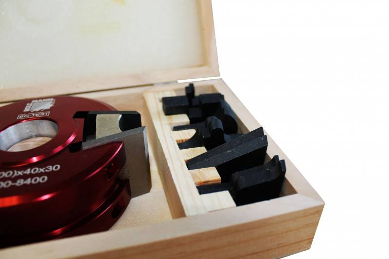 FREZ WALCOWY PROFILUJĄCY ZESTAW Z WYMIENNYMI NOŻAMI 100X40X30 MM UNISET 40