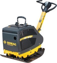 ZAGĘSZCZARKA REWERSYJNA BOMAG 260 KG BPR 40/60 D (600 MM, HATZ 1B20, DIESEL)